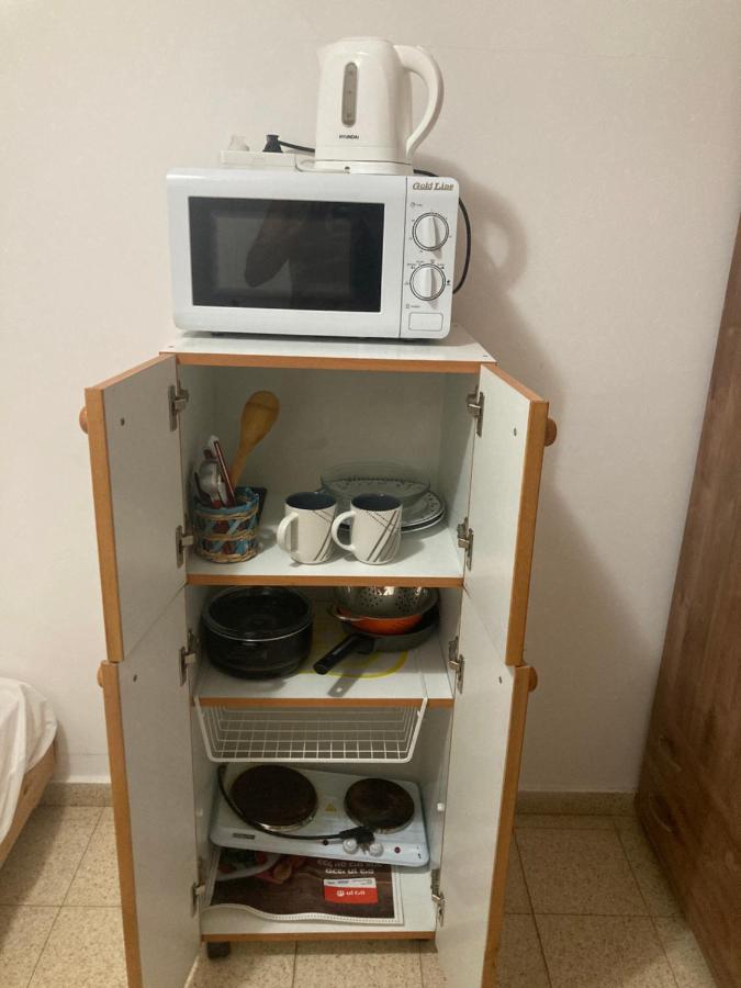 The Little Dorm And Beer Apartment Arad Exterior photo